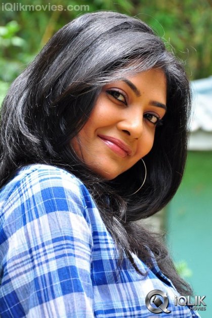 Kamalinee-Mukhejee